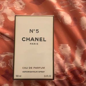 Chanel Paris purfume